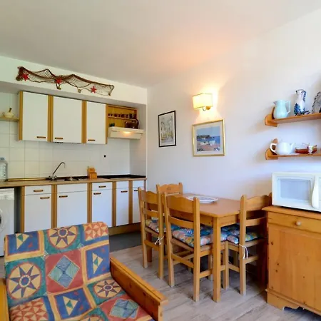 Blau Park 426 Apartment
